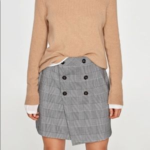 NWT Zara - Checkered Mini Skirt - Sz L